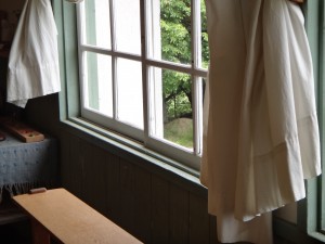 木の窓枠